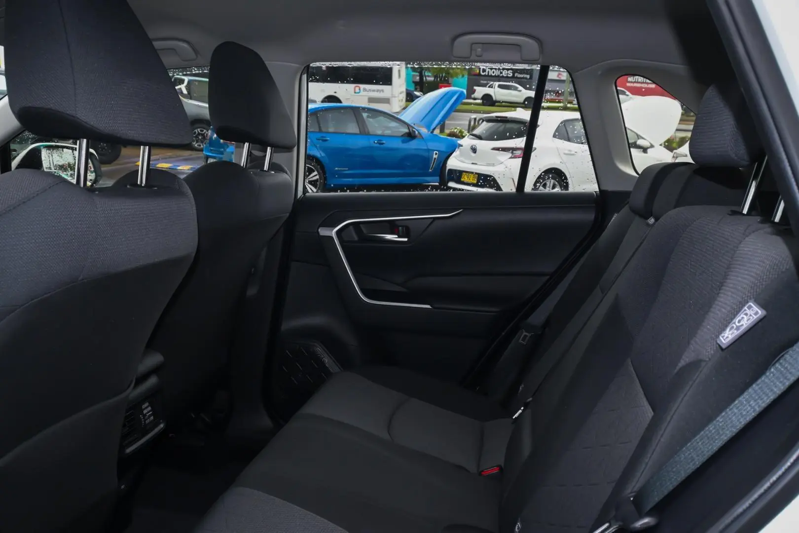 2024 Toyota RAV4 Gallery Image 9