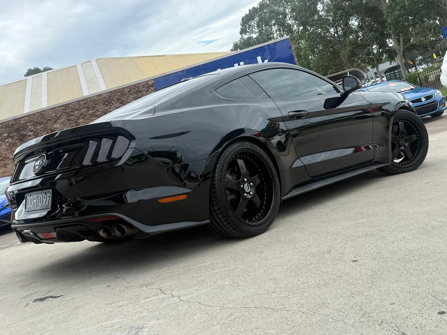 2017 Ford Mustang Gallery Image 27