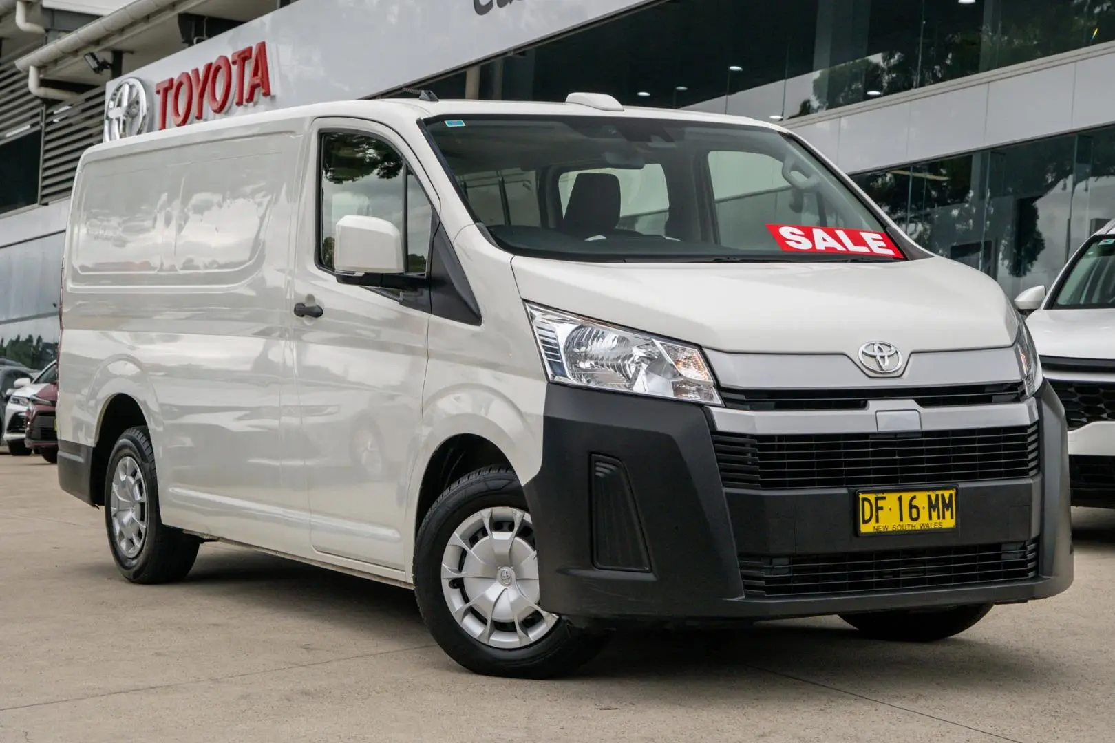 2022 Toyota Hiace Image
