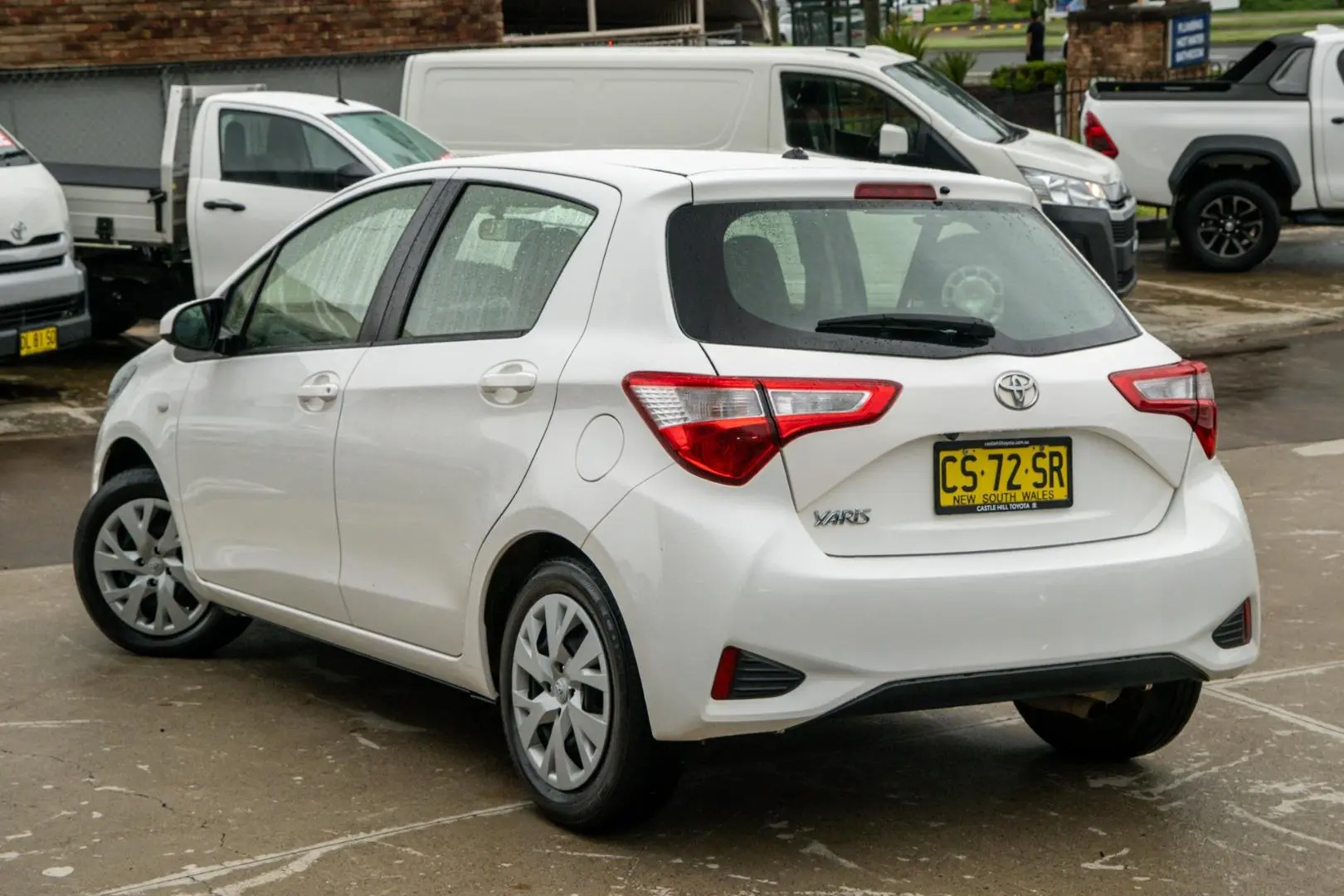 2019 Toyota Yaris Gallery Image 2