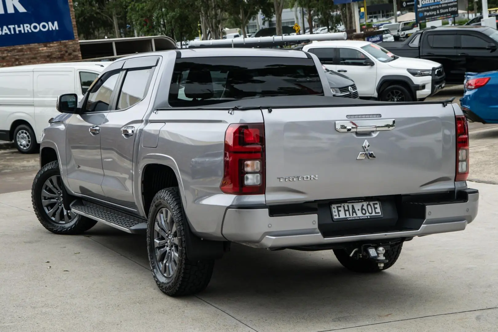 2024 Mitsubishi Triton Gallery Image 2