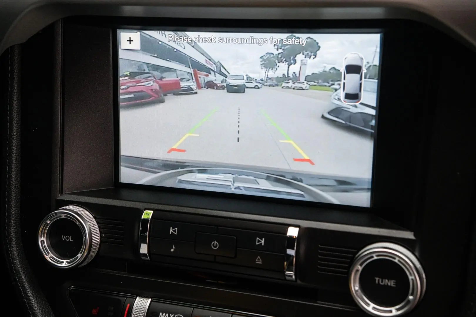 2017 Ford Mustang Gallery Image 19