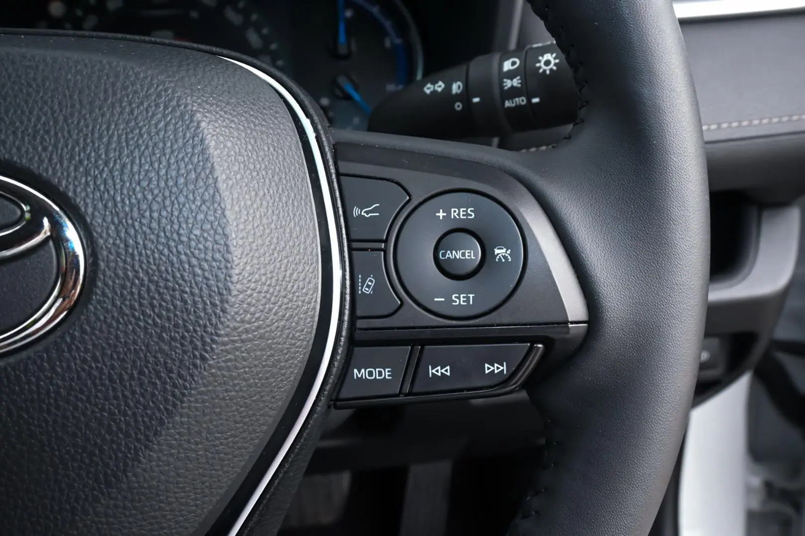 2024 Toyota RAV4 Gallery Image 13