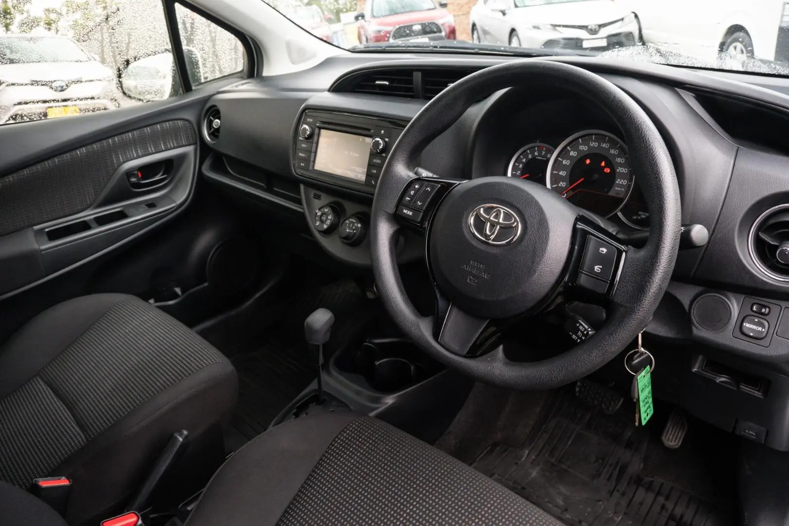 2019 Toyota Yaris Gallery Image 7