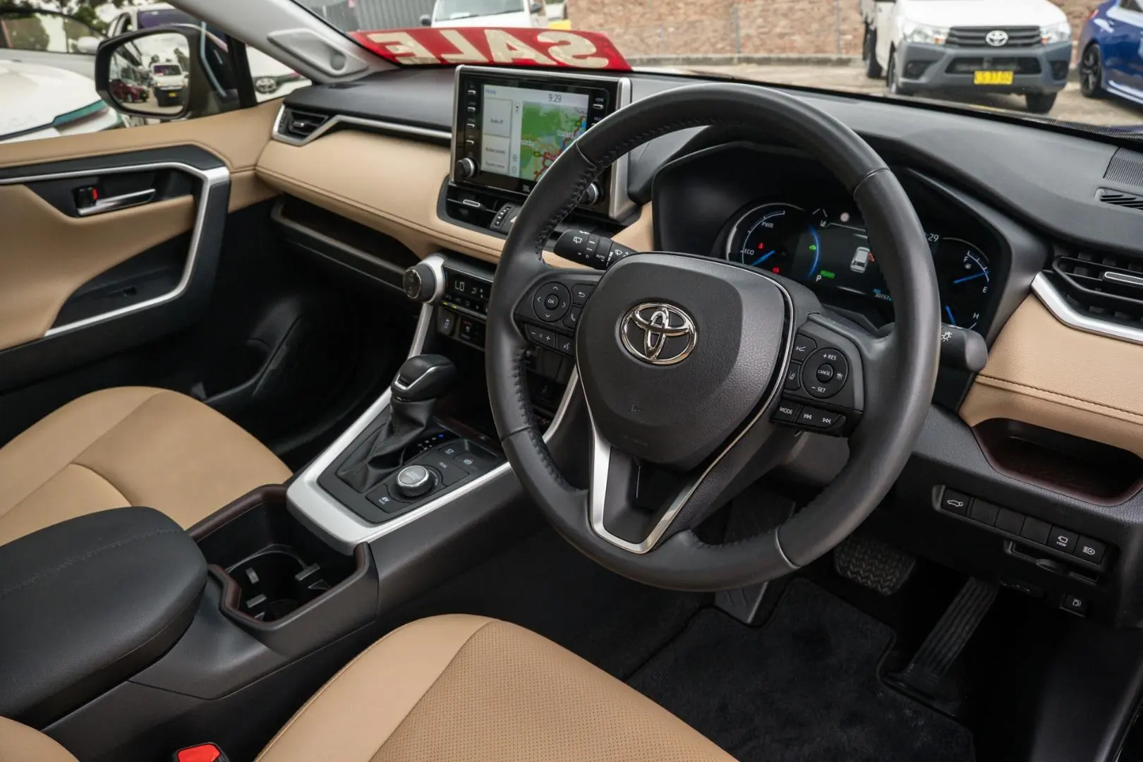 2022 Toyota RAV4 Gallery Image 7