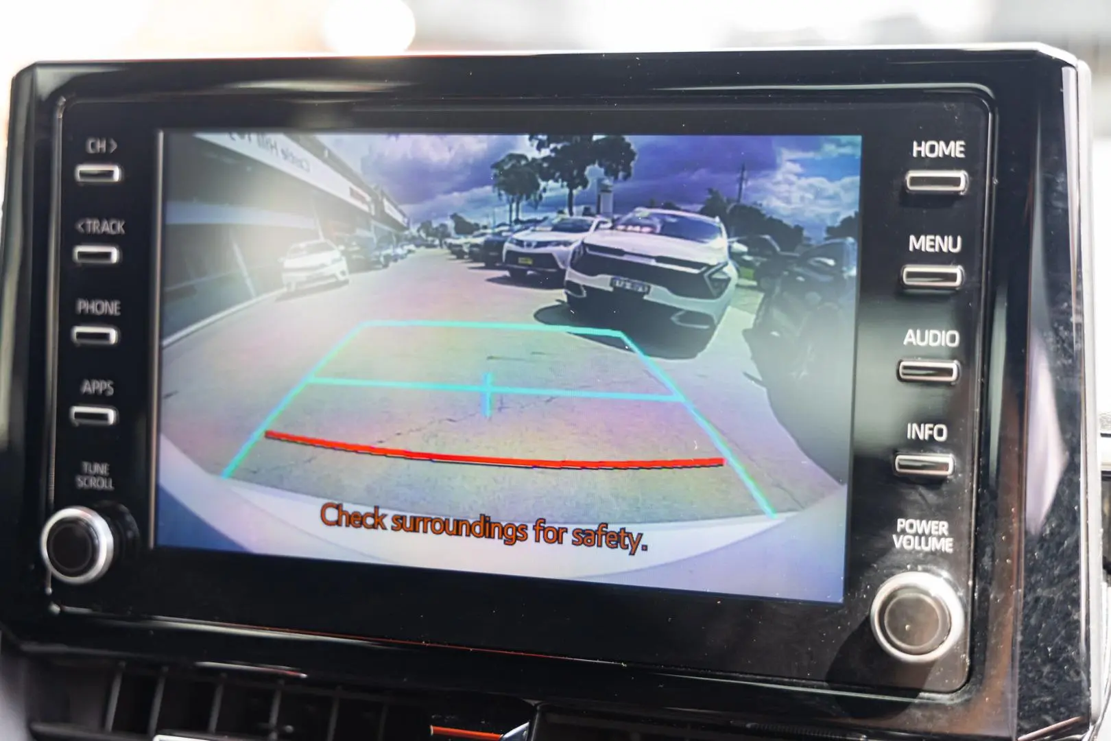 2020 Toyota Corolla Gallery Image 12