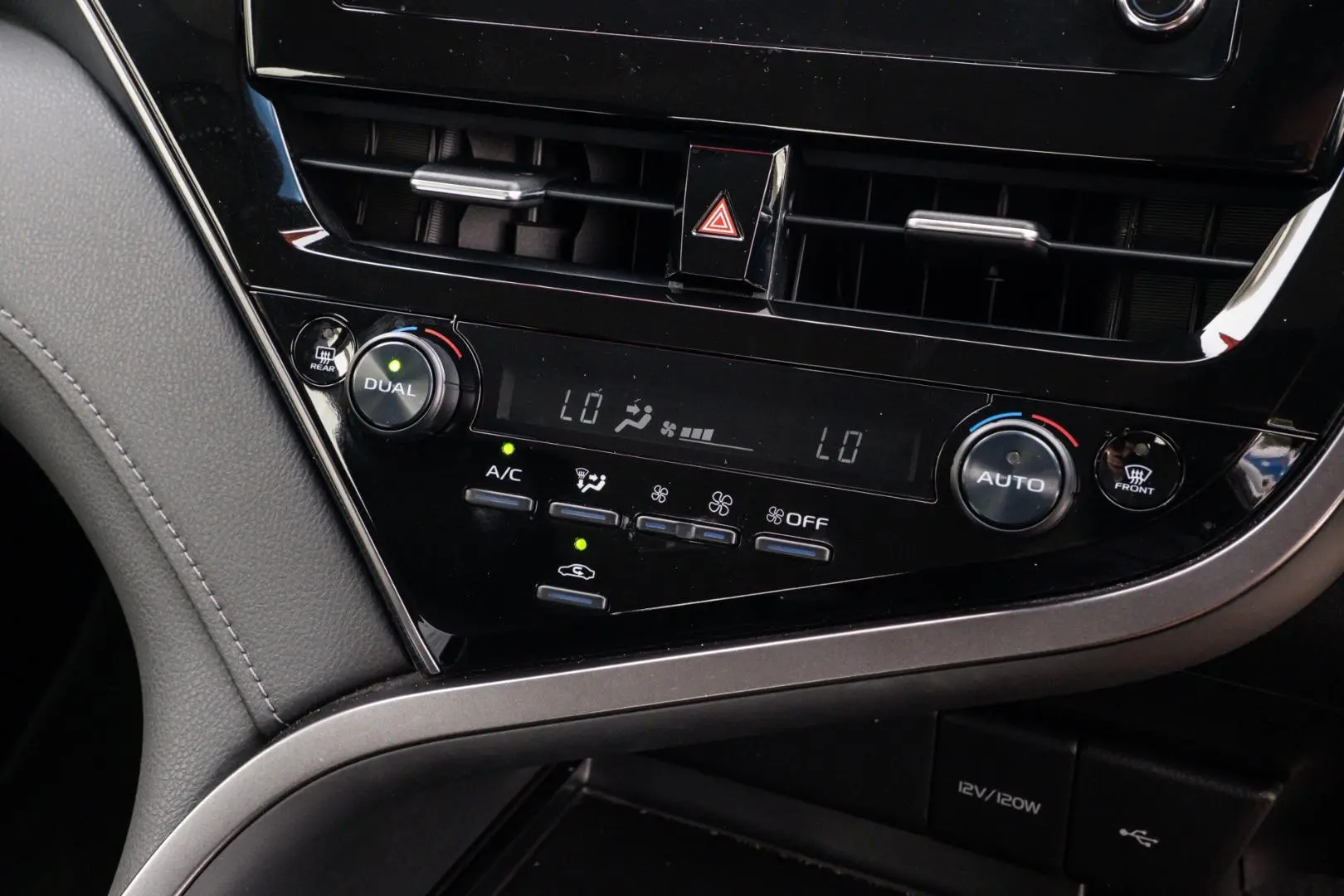 2024 Toyota Camry Gallery Image 13