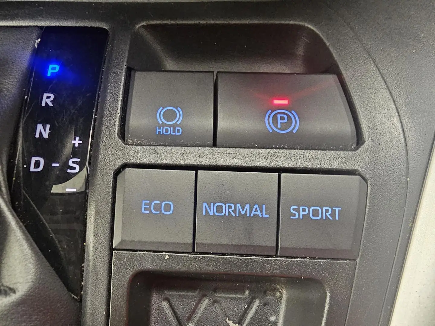 2022 Toyota RAV4 Gallery Image 35