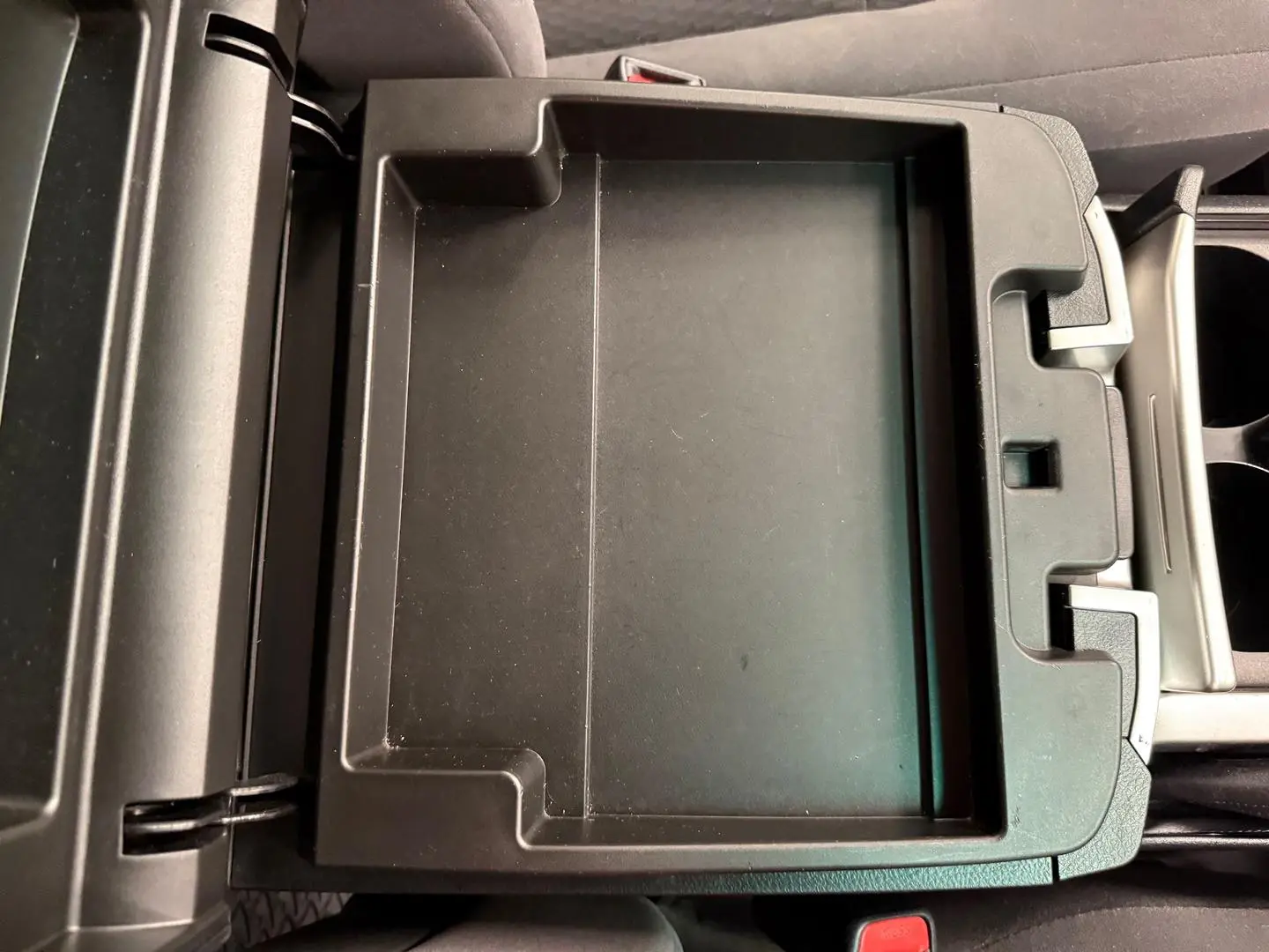 2019 Toyota Landcruiser Gallery Image 35