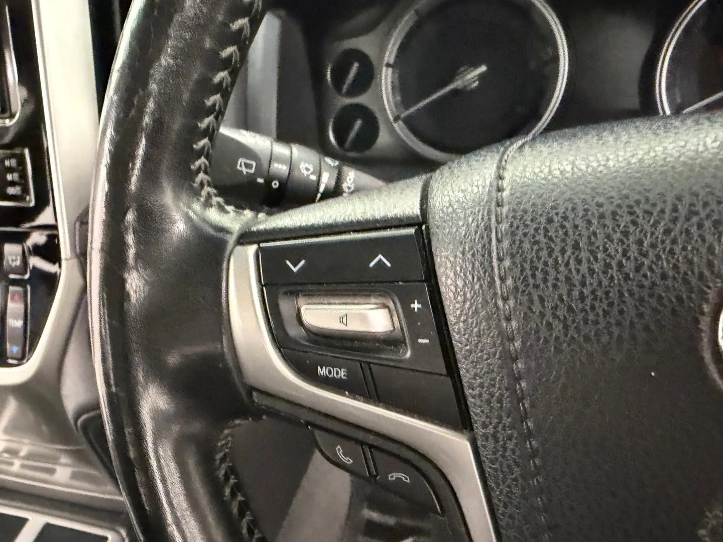 2020 Toyota Landcruiser Gallery Image 15