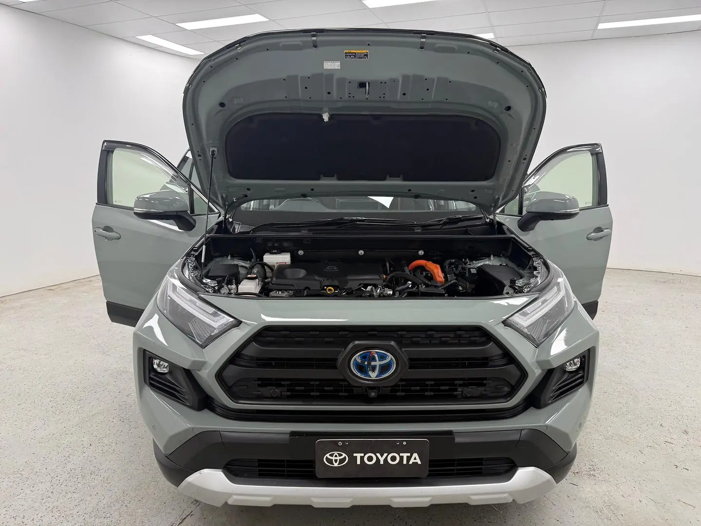 2022 Toyota RAV4 Gallery Image 24