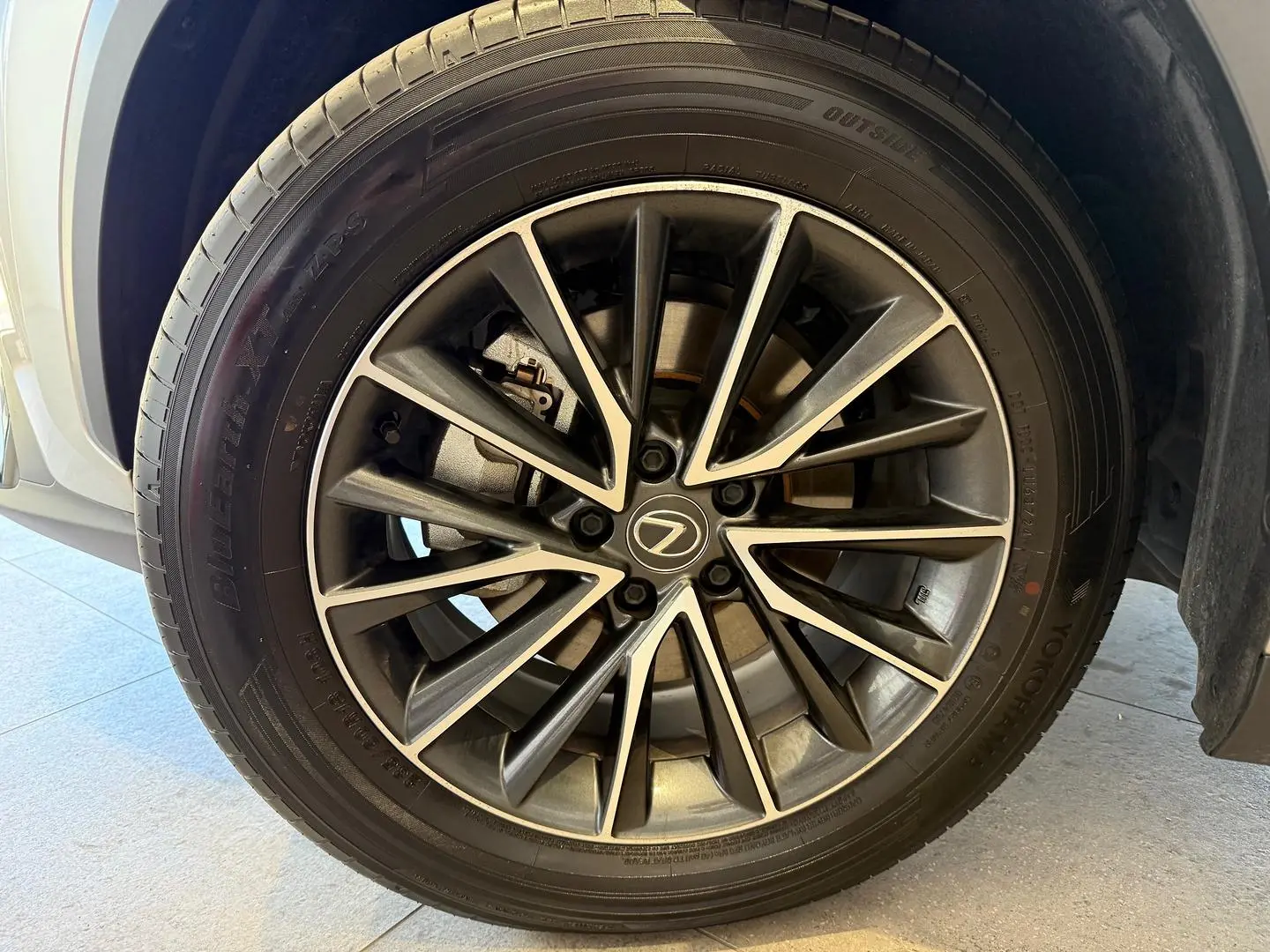 2025 Lexus NX Gallery Image 9