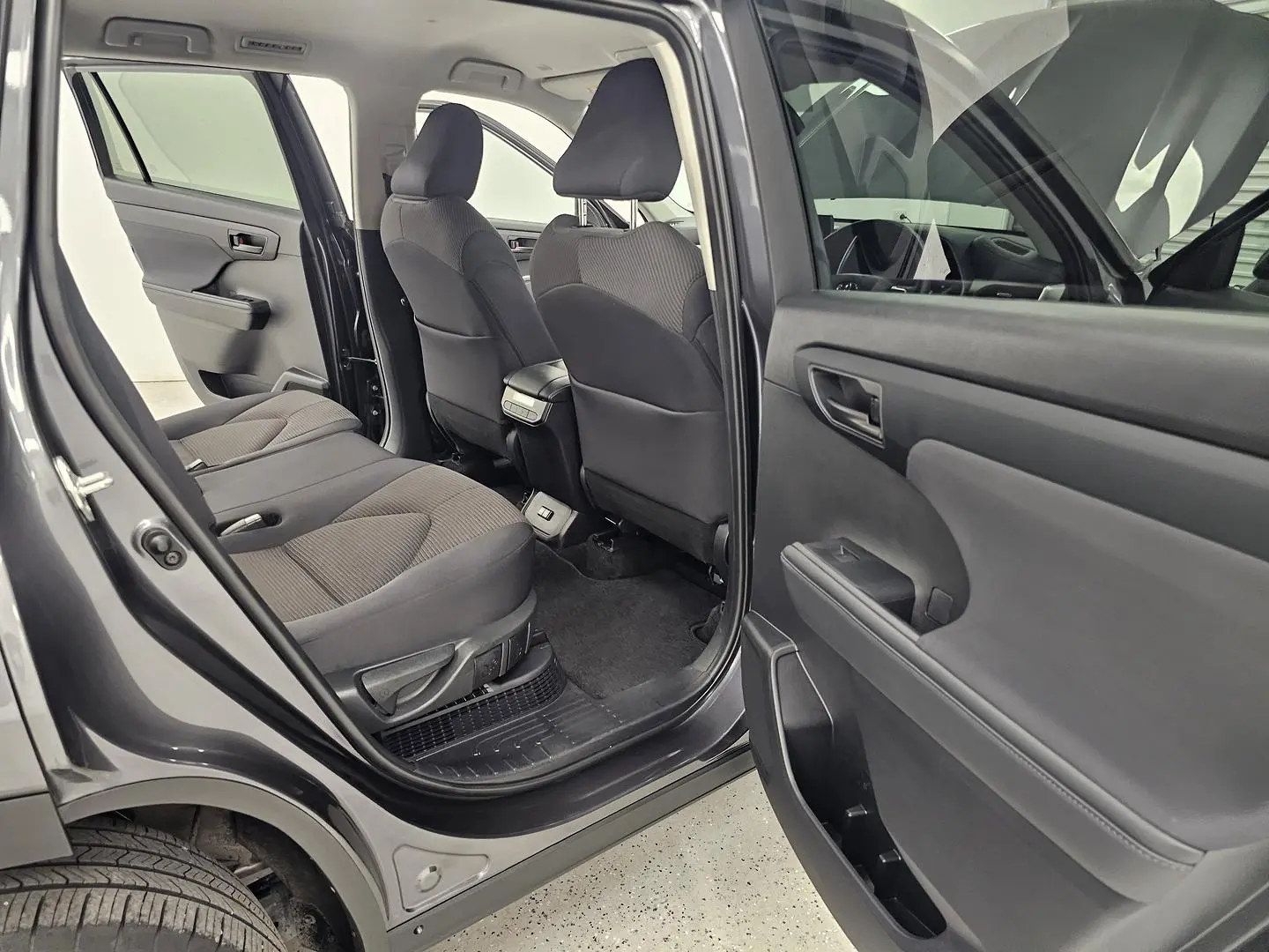 2024 Toyota Kluger Gallery Image 21