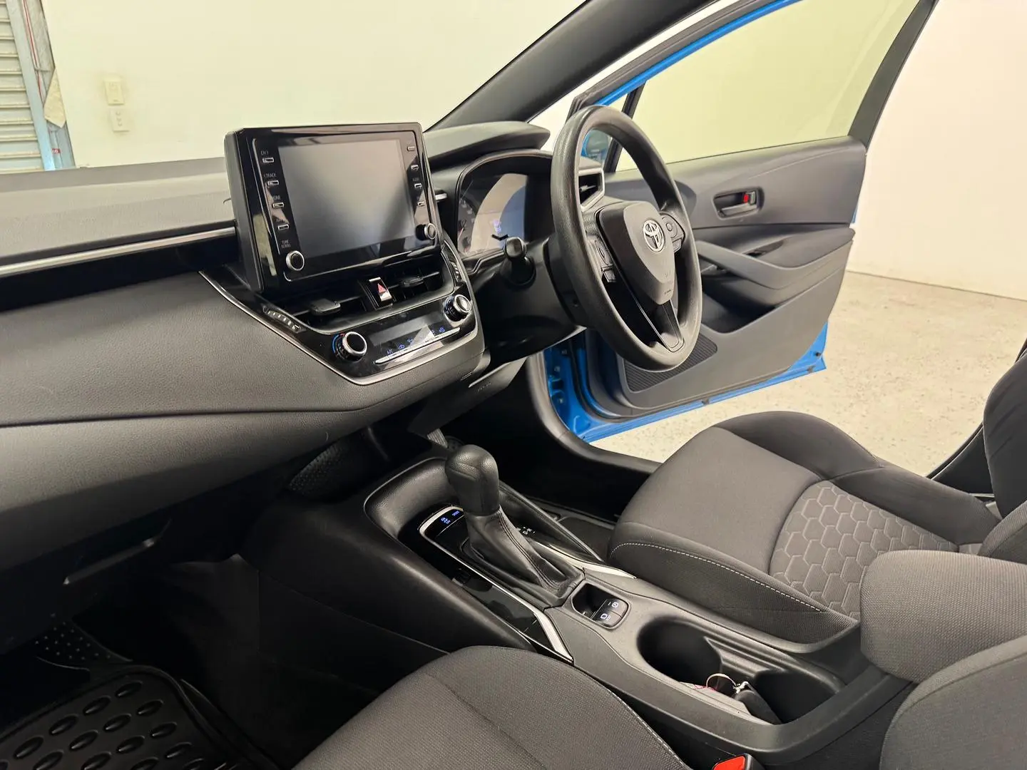 2020 Toyota Corolla Gallery Image 28