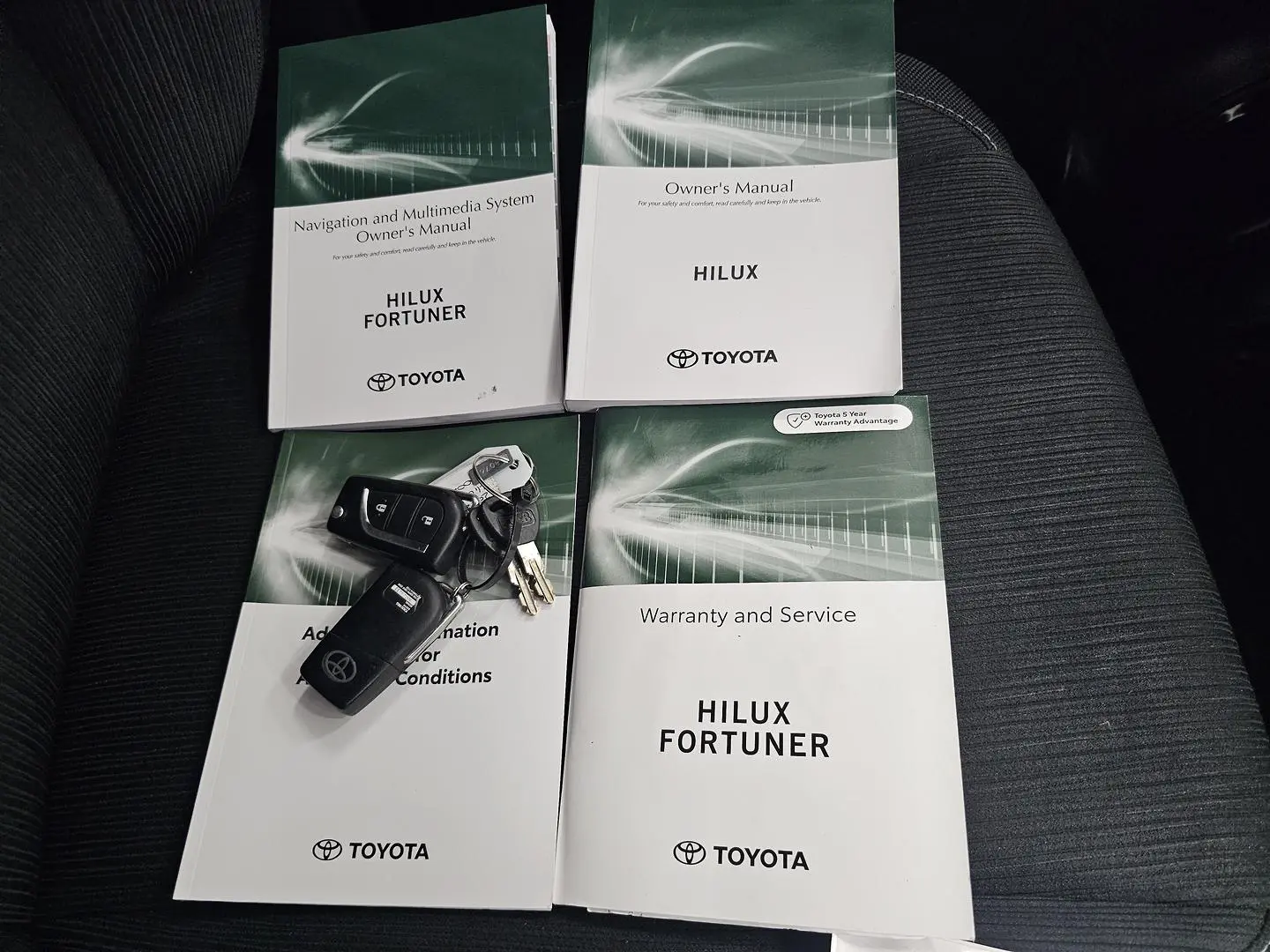 2022 Toyota Hilux Gallery Image 44