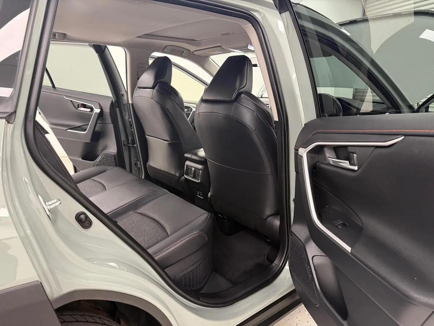 2022 Toyota RAV4 Gallery Image 20