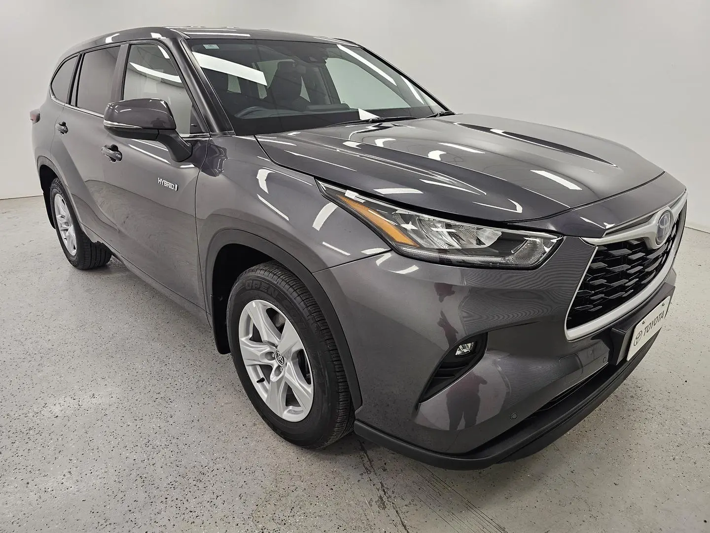 2024 Toyota Kluger Gallery Image 1