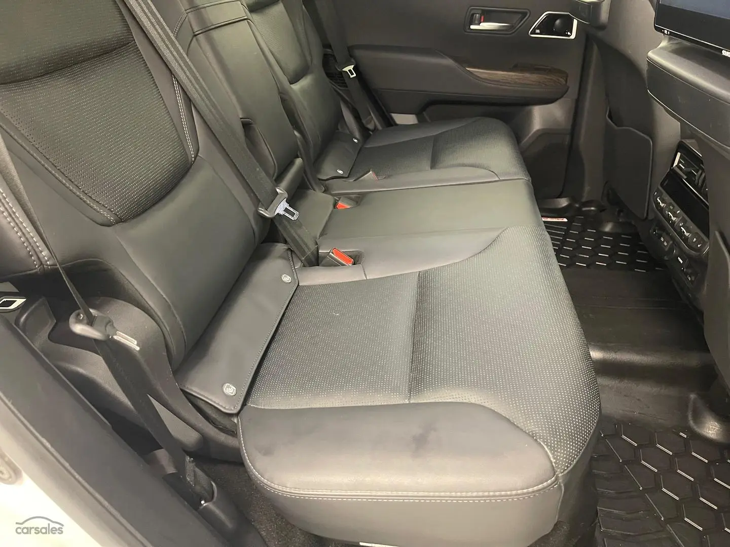 2023 Toyota Landcruiser Gallery Image 20