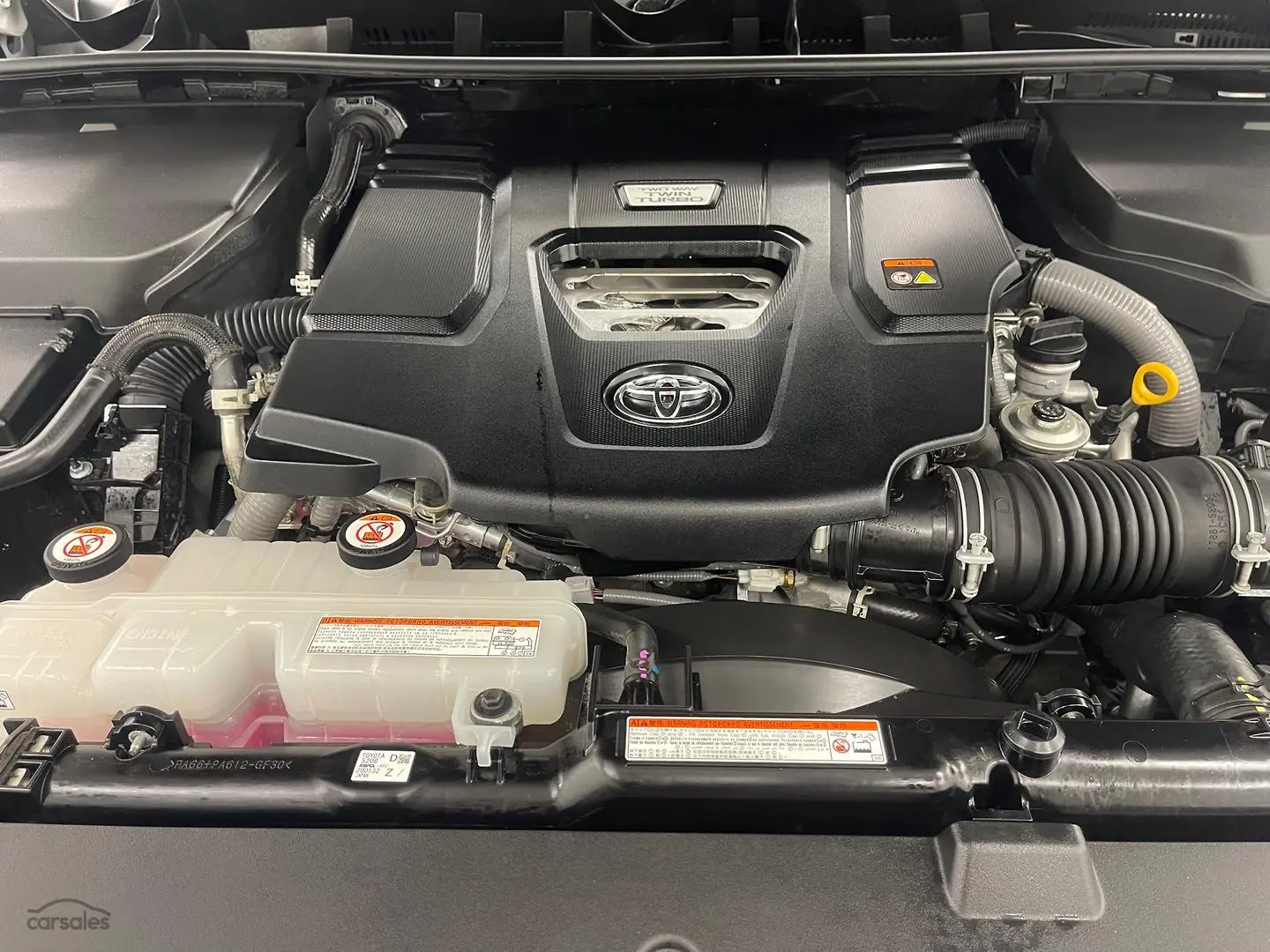 2023 Toyota Landcruiser Gallery Image 15