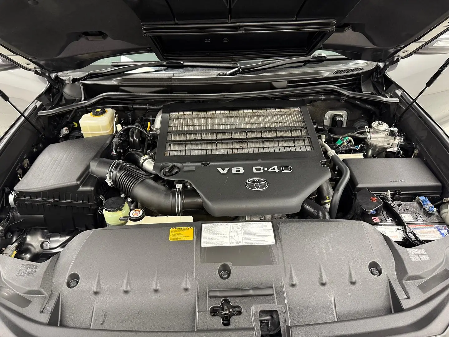 2019 Toyota Landcruiser Gallery Image 24