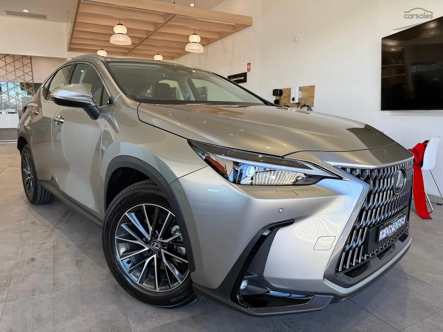 2025 Lexus NX Gallery Image 1