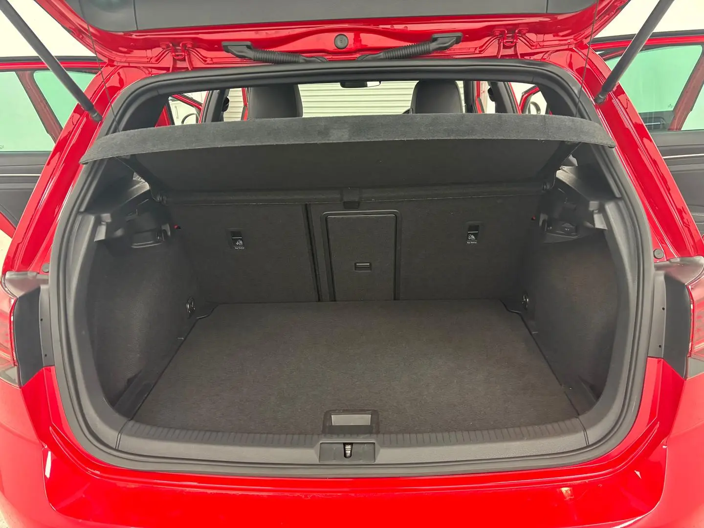 2020 Volkswagen Golf Gallery Image 20