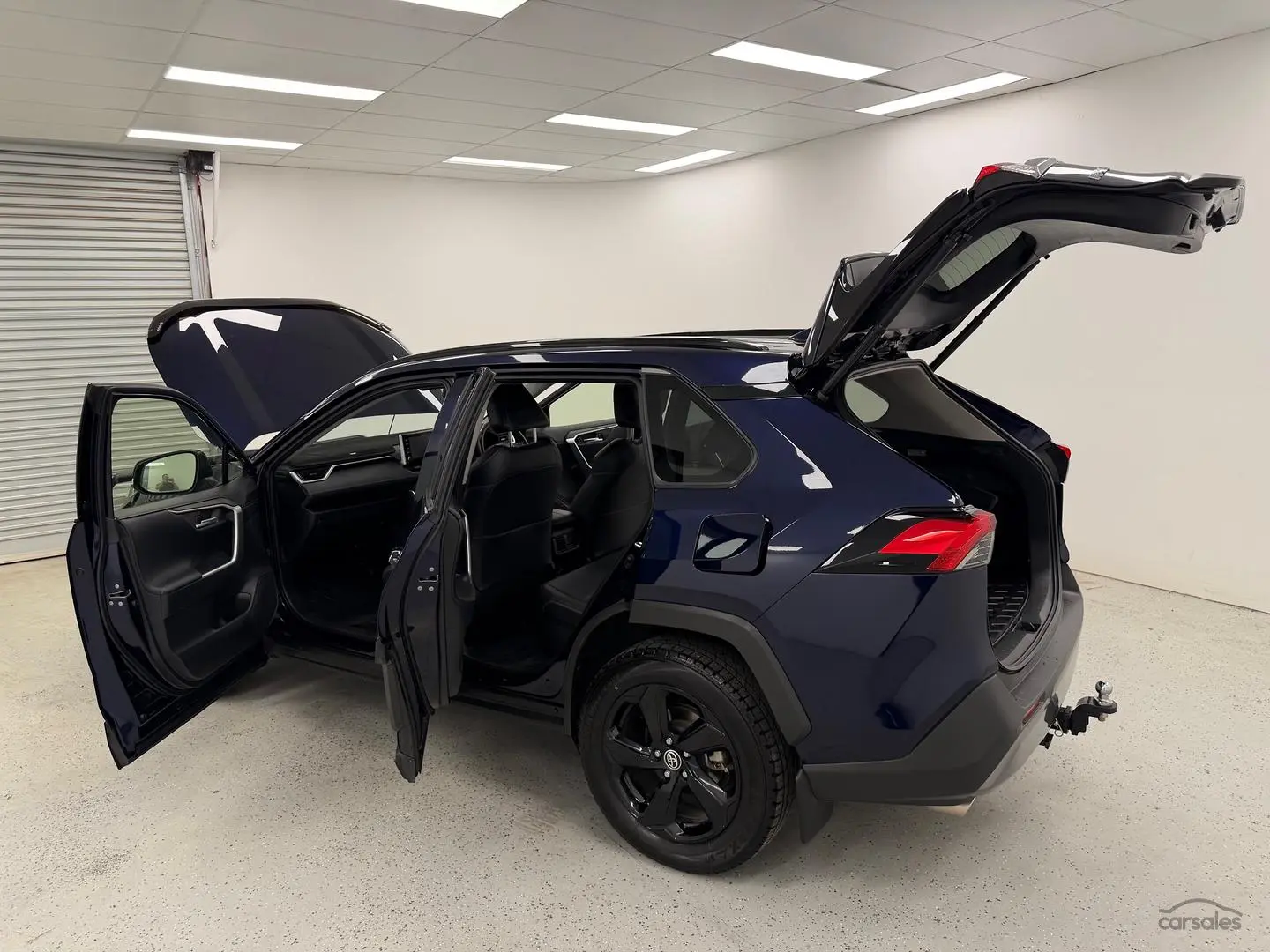 2021 Toyota RAV4 Gallery Image 10