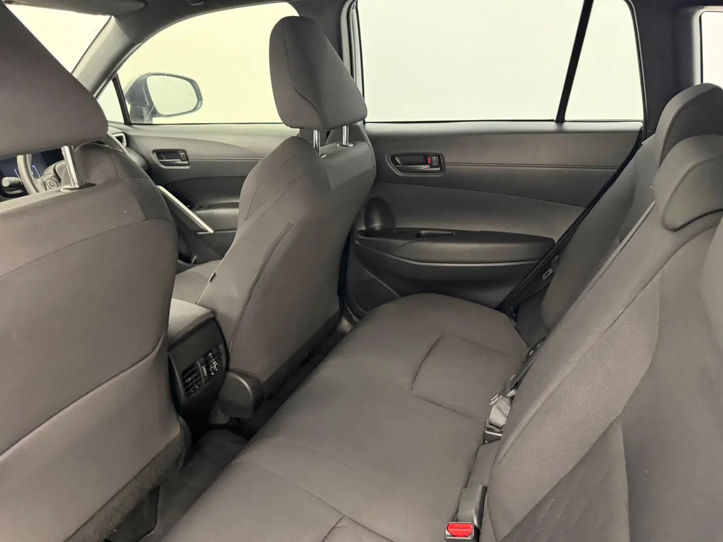 2023 Toyota Corolla Cross Gallery Image 24