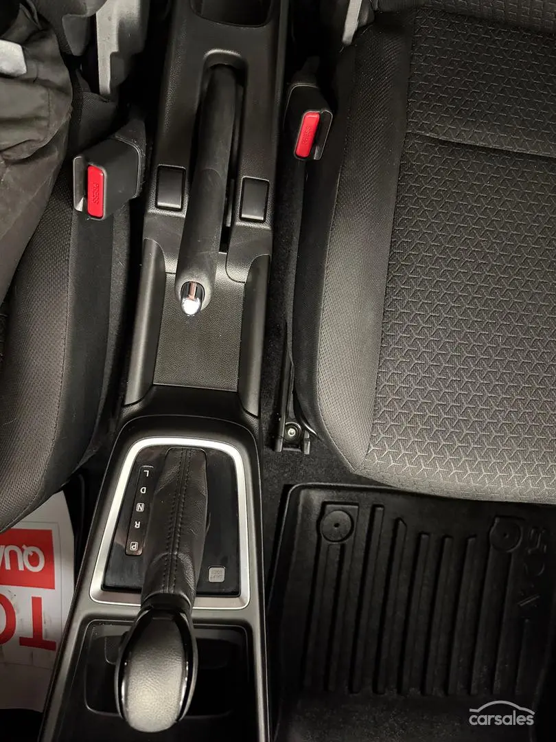 2023 Suzuki Swift Gallery Image 32