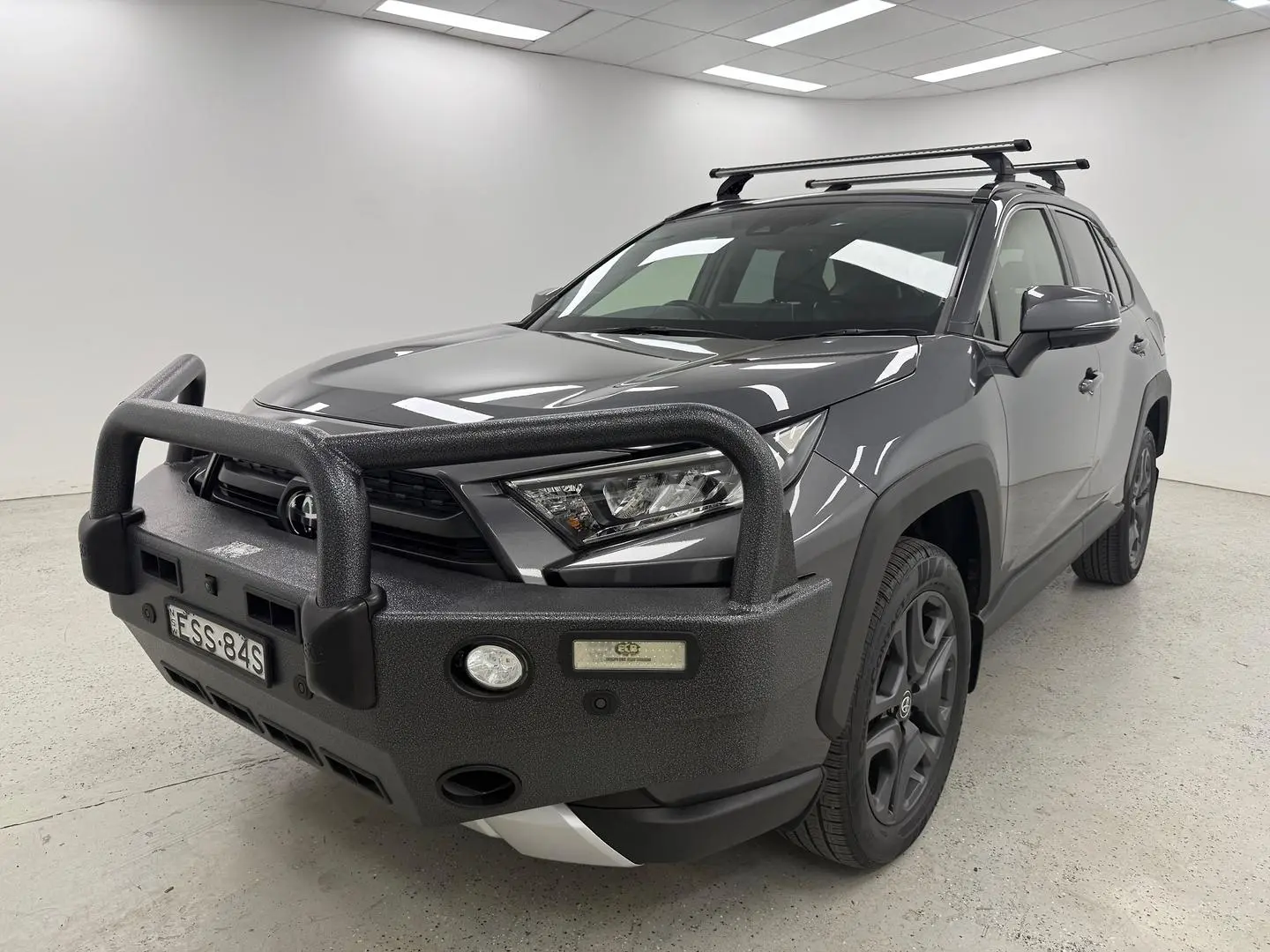 2022 Toyota RAV4 Gallery Image 7