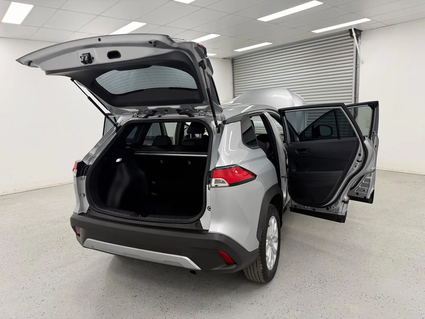 2023 Toyota Corolla Cross Gallery Image 9