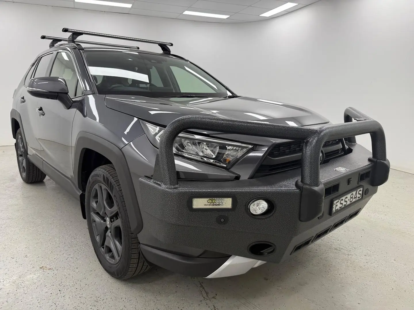 2022 Toyota RAV4 Gallery Image 1