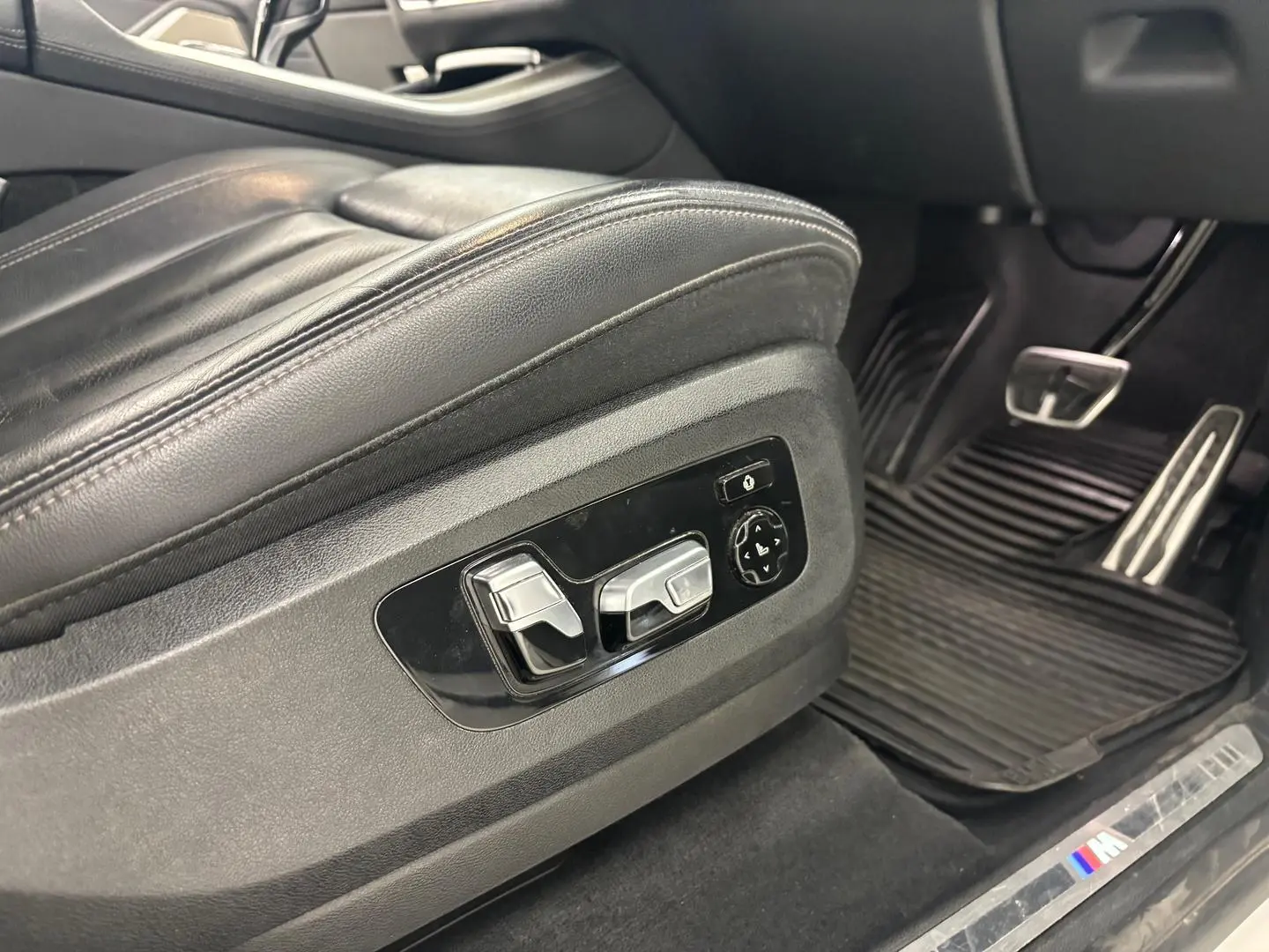 2021 BMW X5 Gallery Image 21