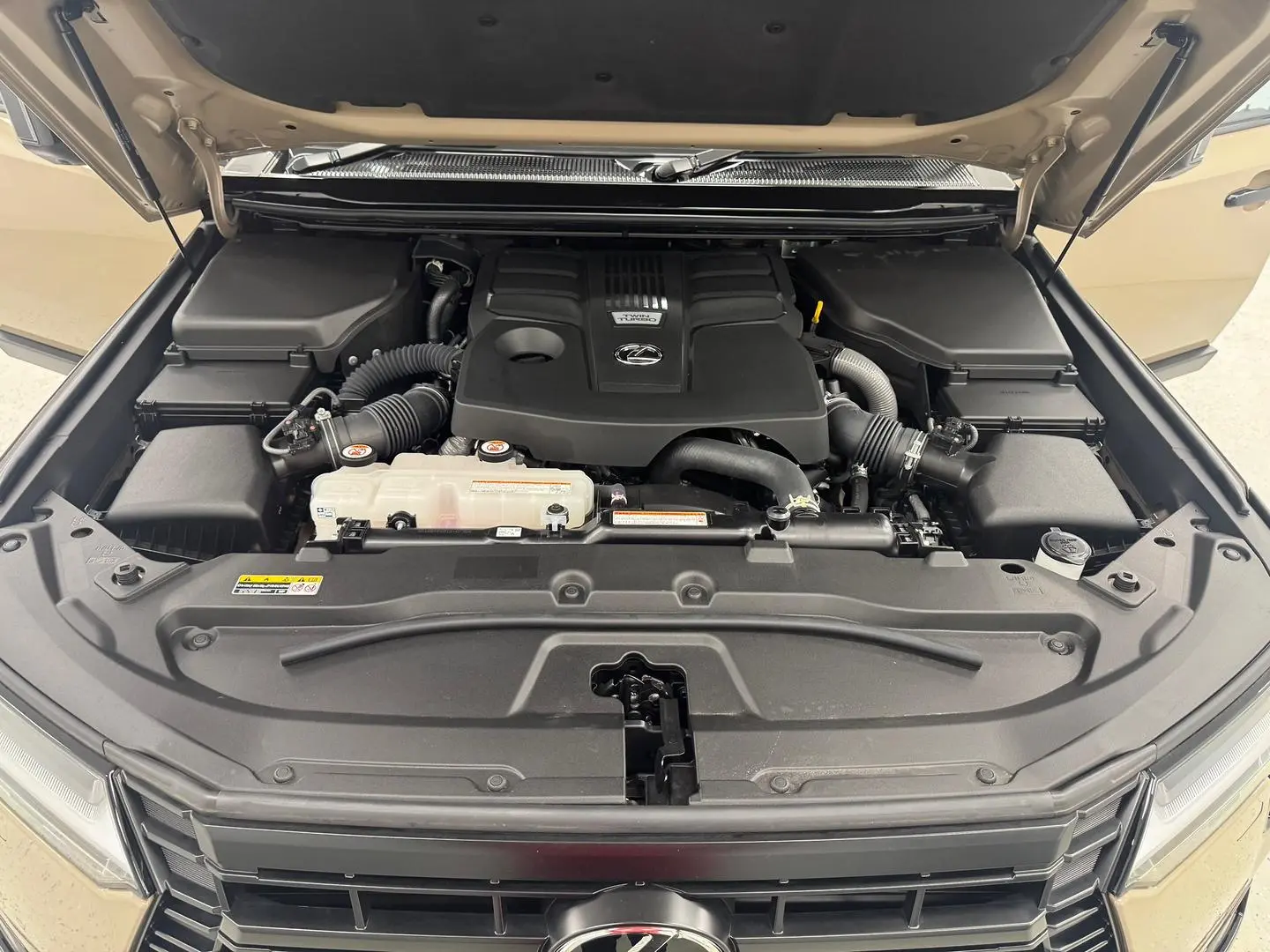 2024 Lexus GX Gallery Image 14