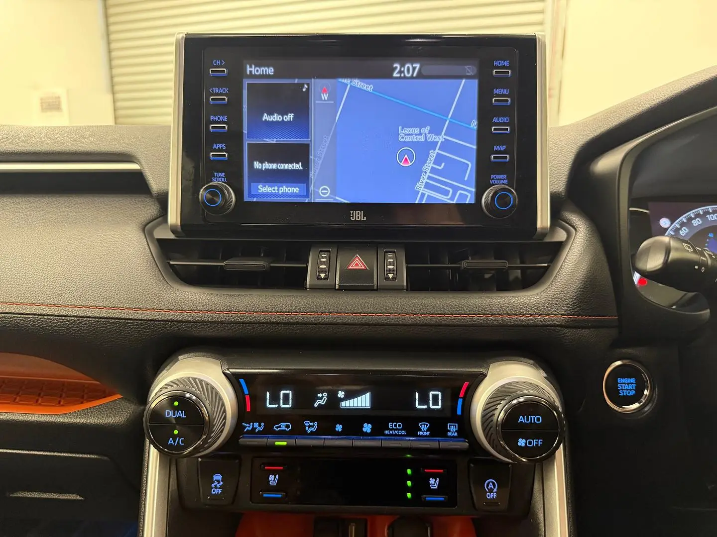 2022 Toyota RAV4 Gallery Image 35