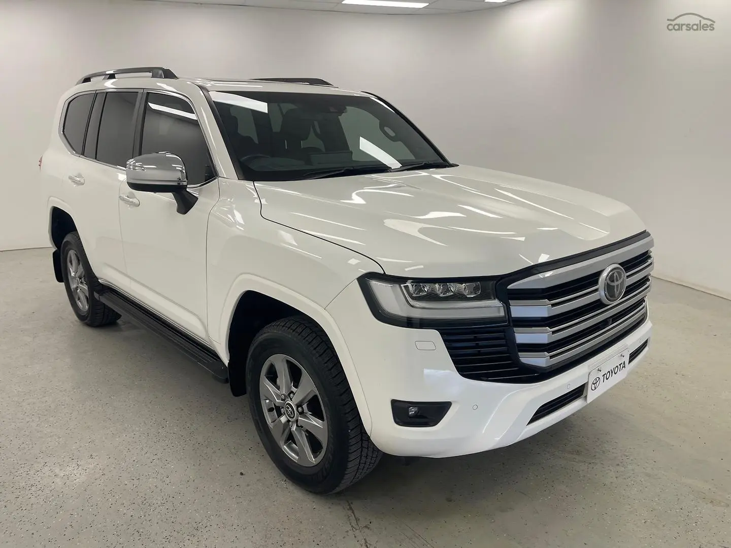 2023 Toyota Landcruiser Gallery Image 1