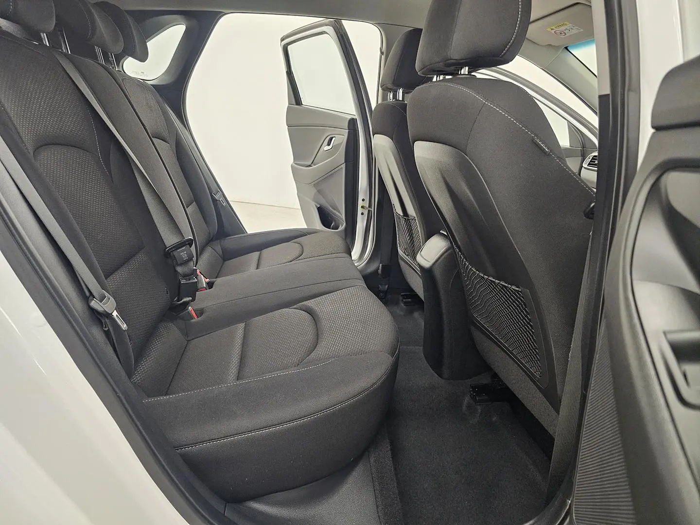 2020 Hyundai i30 Gallery Image 20