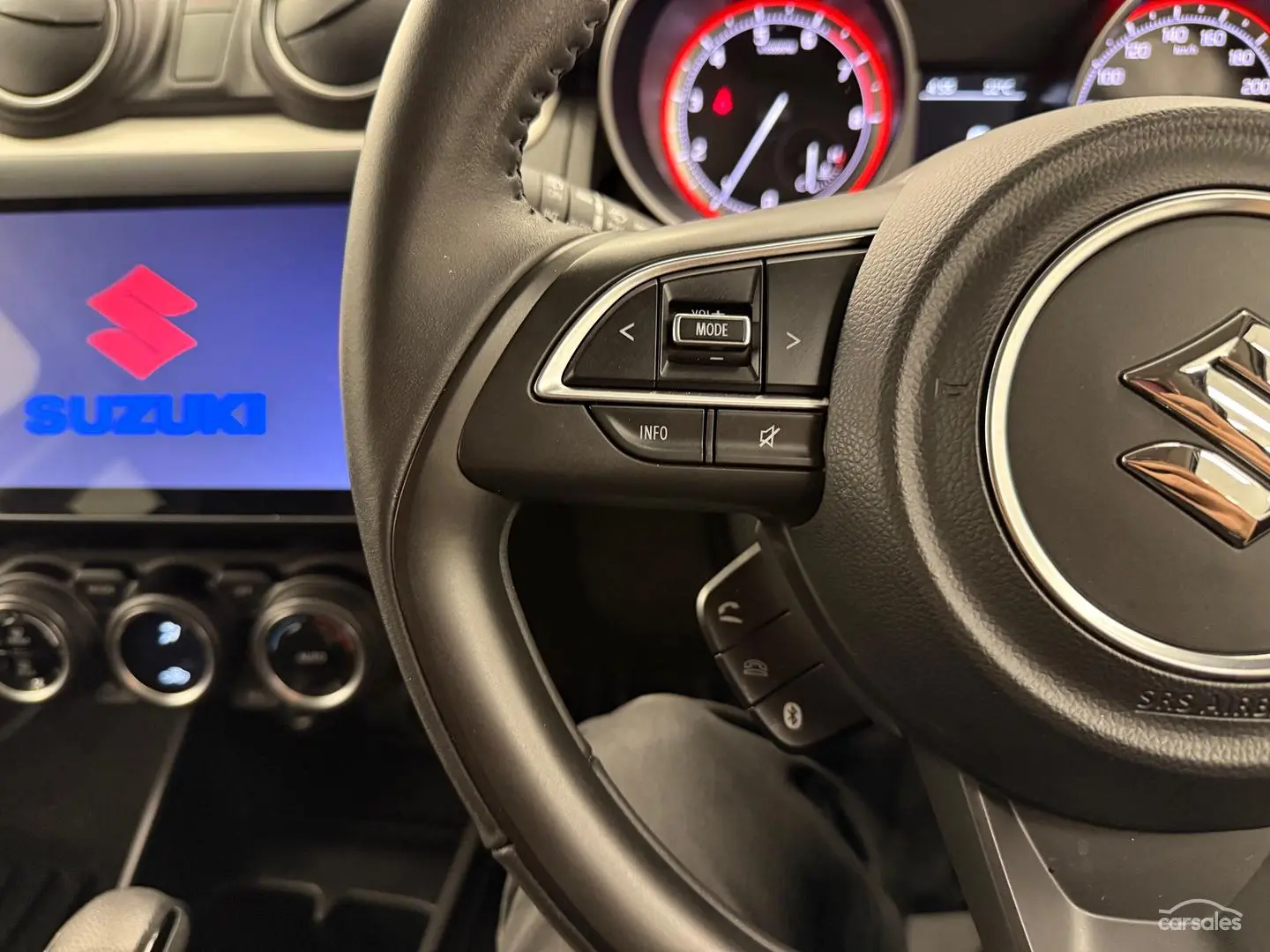 2023 Suzuki Swift Gallery Image 25