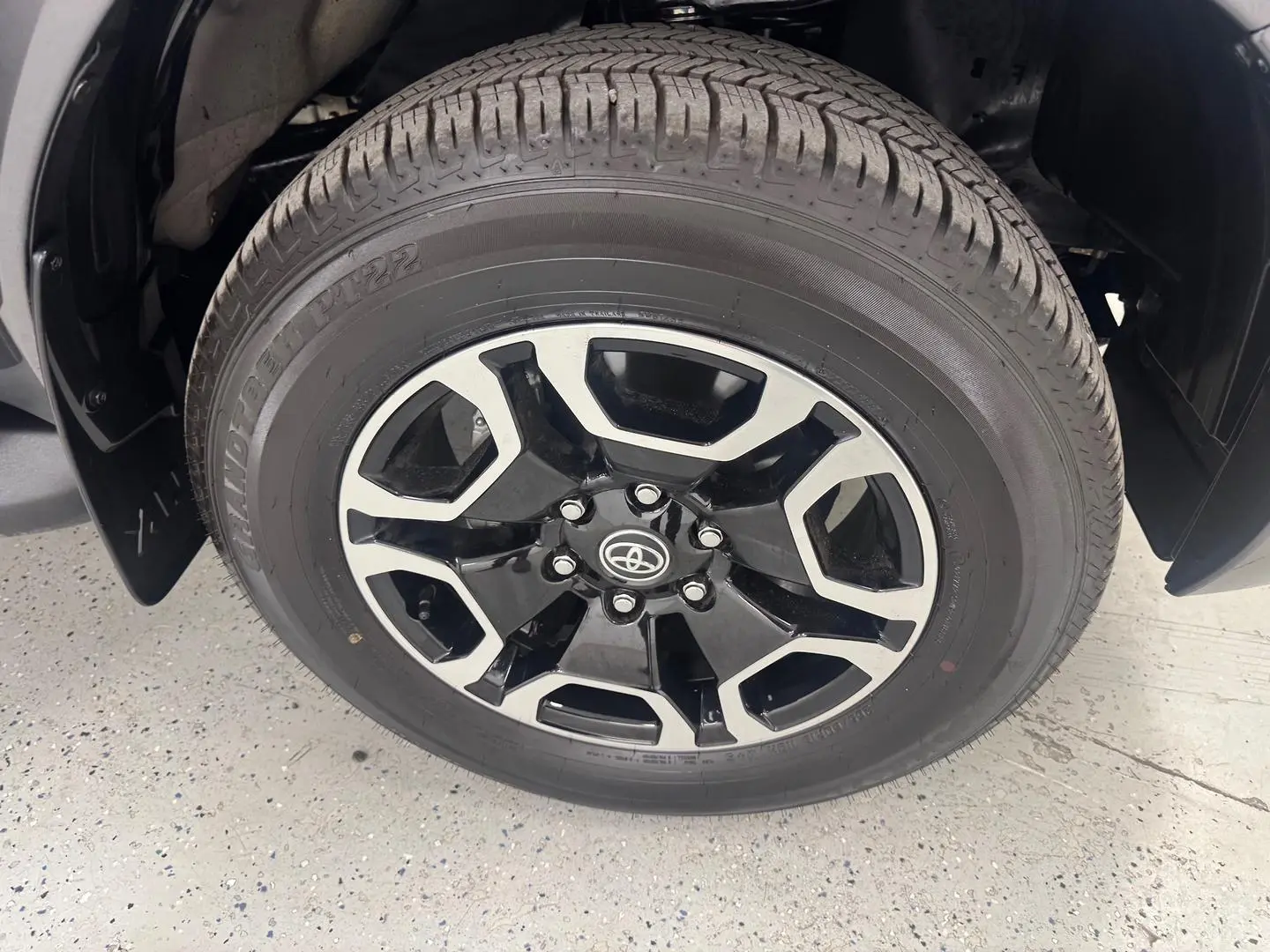 2025 Toyota Hilux Gallery Image 15