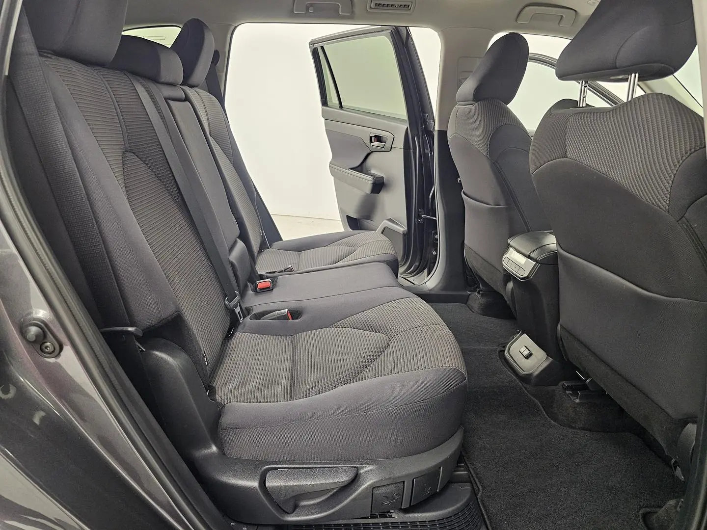 2024 Toyota Kluger Gallery Image 22