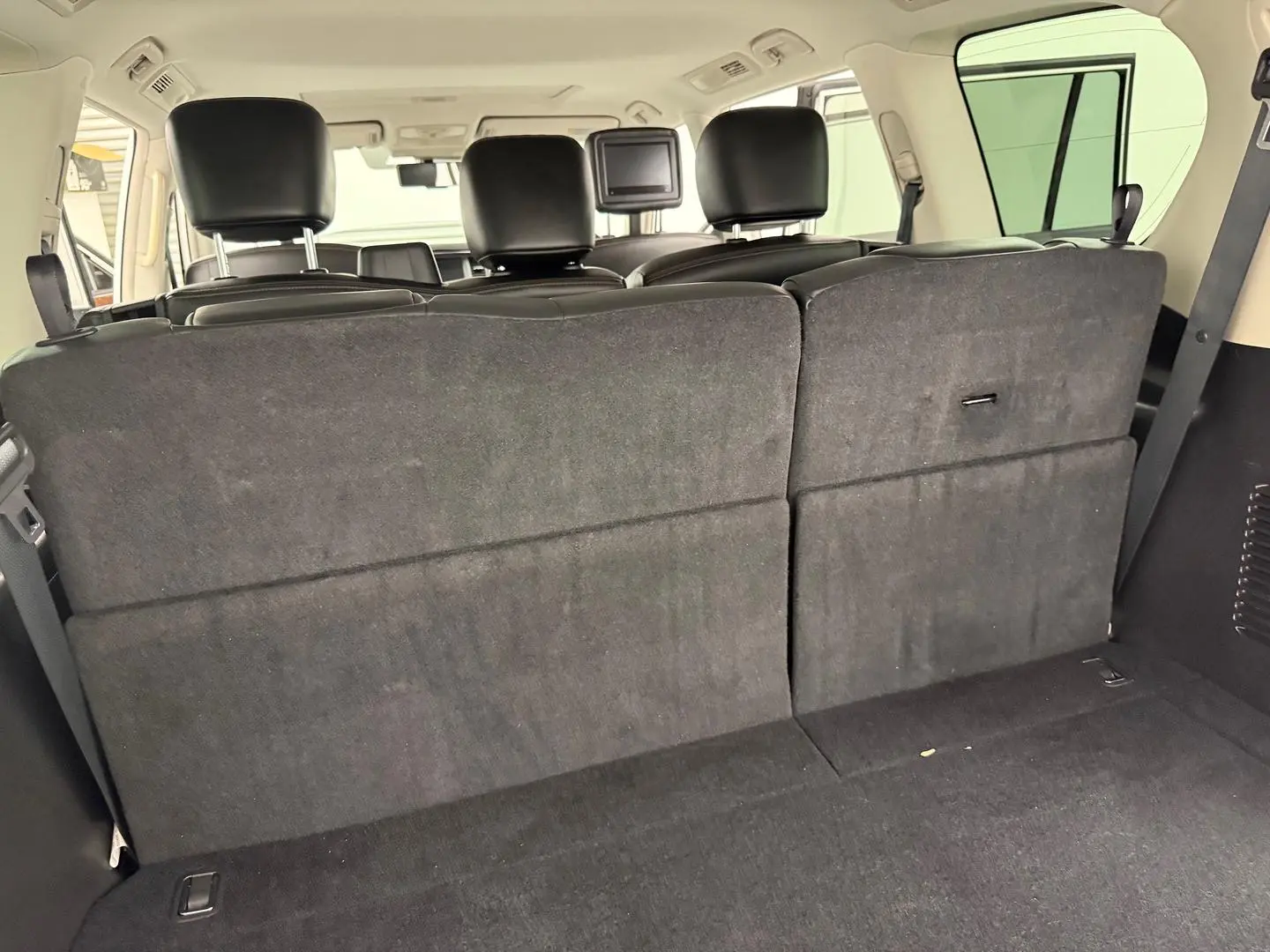 2020 Nissan Patrol Gallery Image 18