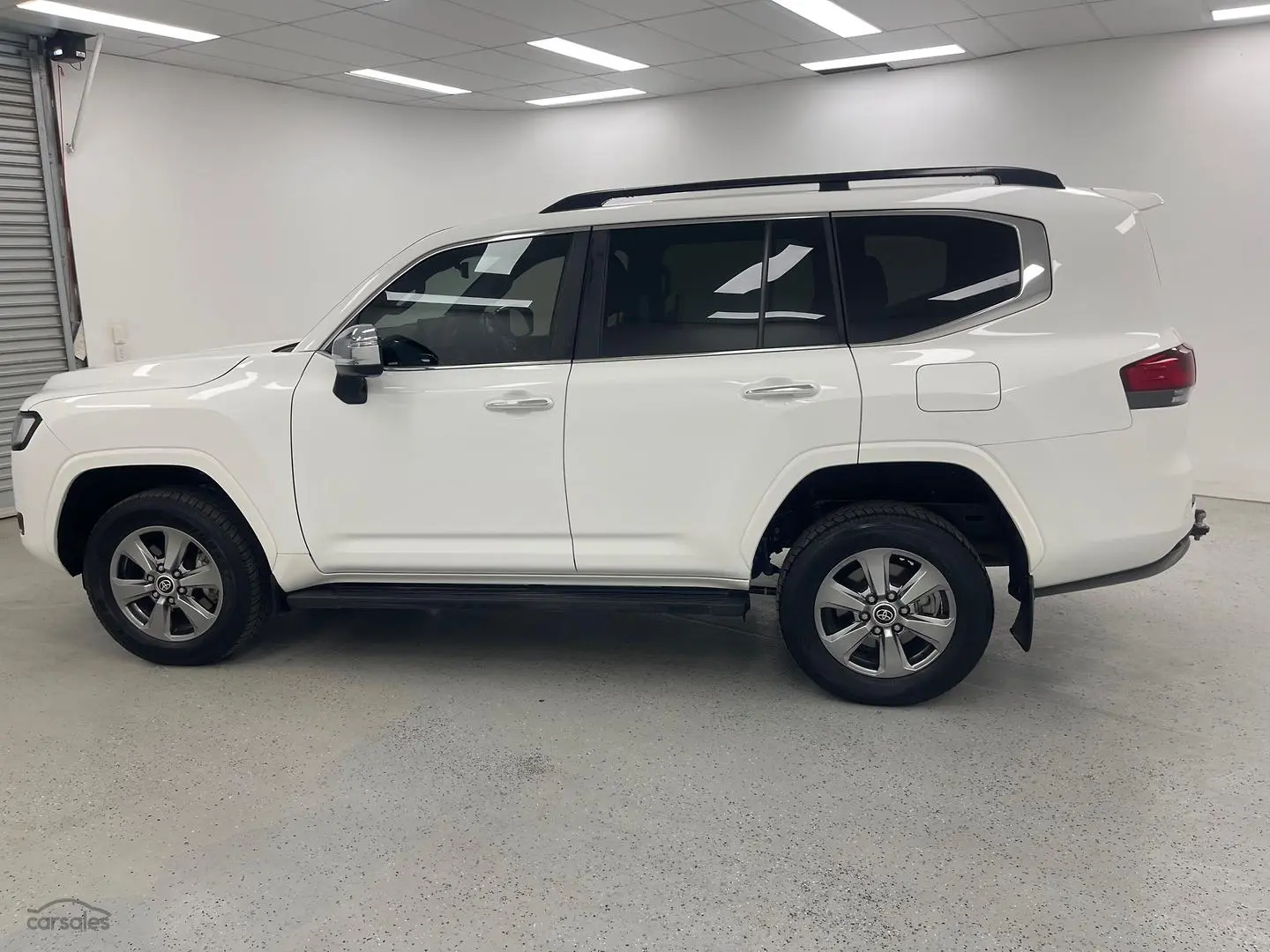 2023 Toyota Landcruiser Gallery Image 6