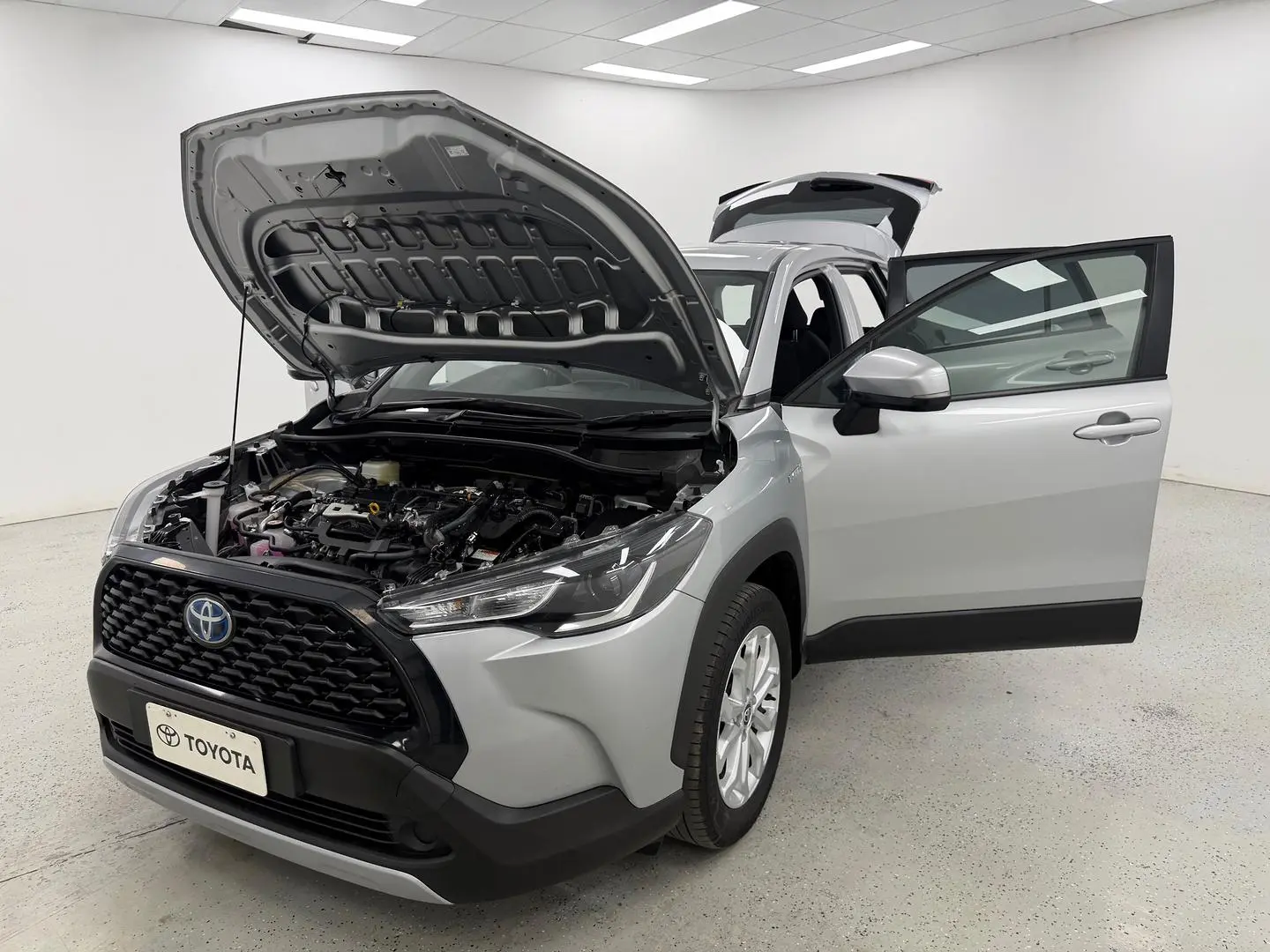 2023 Toyota Corolla Cross Gallery Image 12