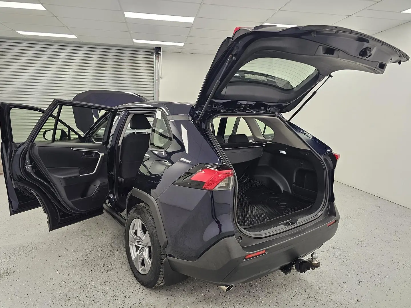 2022 Toyota RAV4 Gallery Image 16