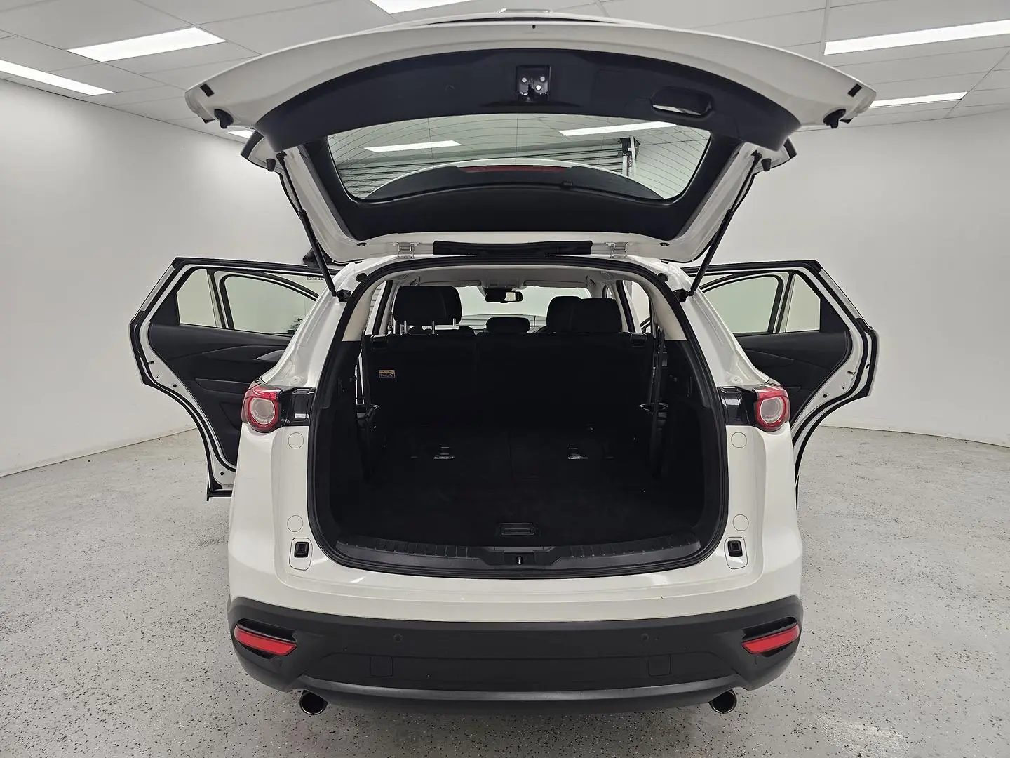 2022 Mazda CX-9 Gallery Image 16