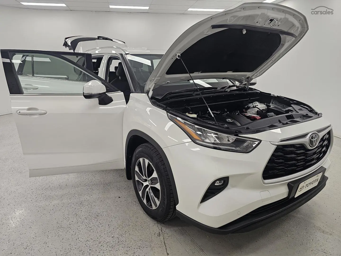 2021 Toyota Kluger Gallery Image 25