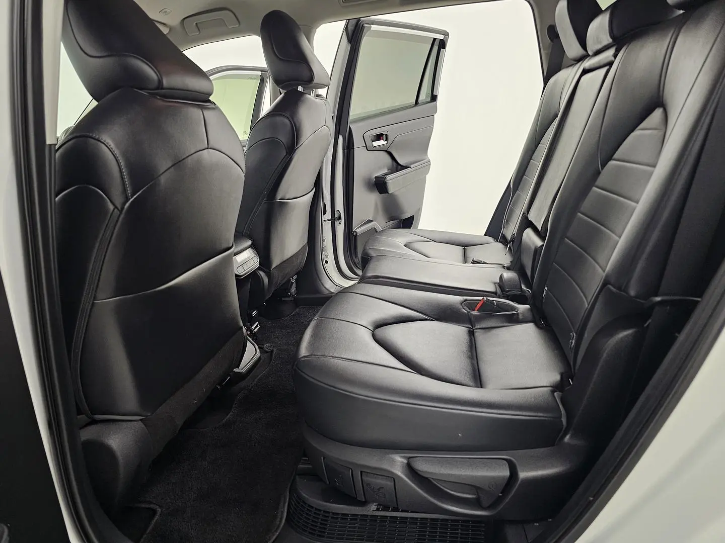 2024 Toyota Kluger Gallery Image 15